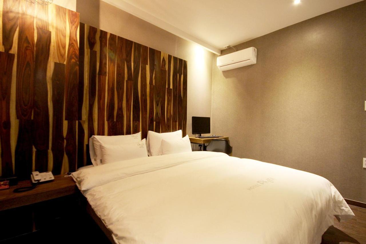 Hotel 38.5 Jinhae ČČchangwon Exteriér fotografie
