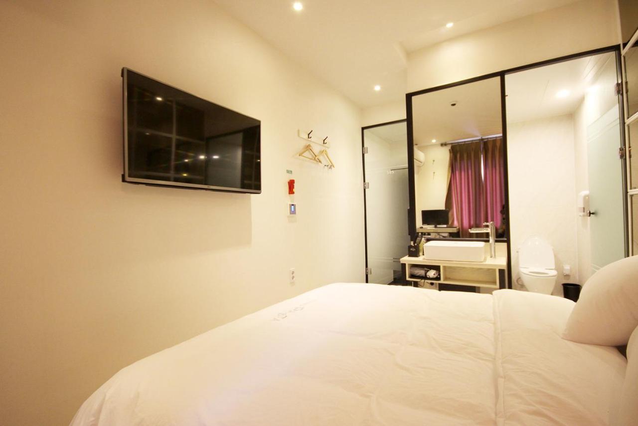 Hotel 38.5 Jinhae ČČchangwon Exteriér fotografie
