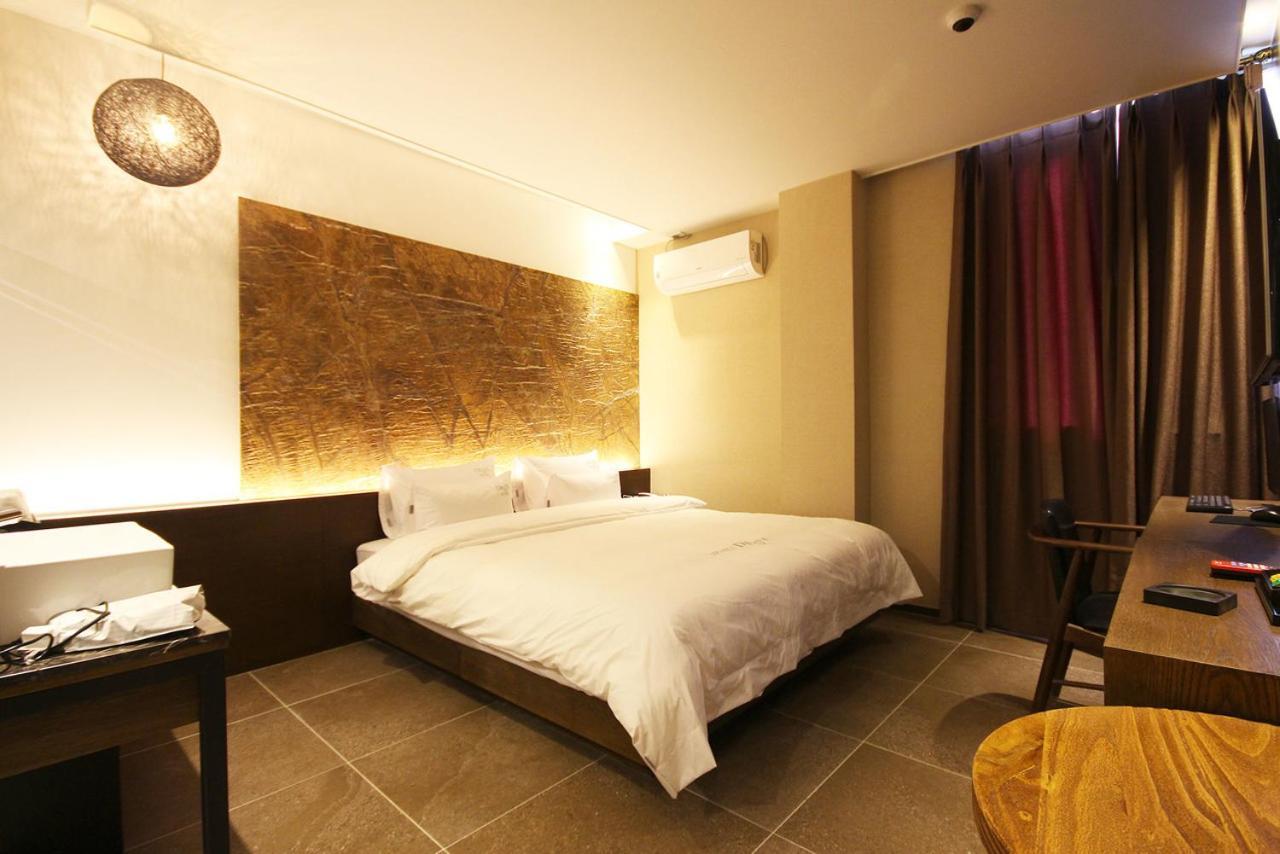 Hotel 38.5 Jinhae ČČchangwon Exteriér fotografie