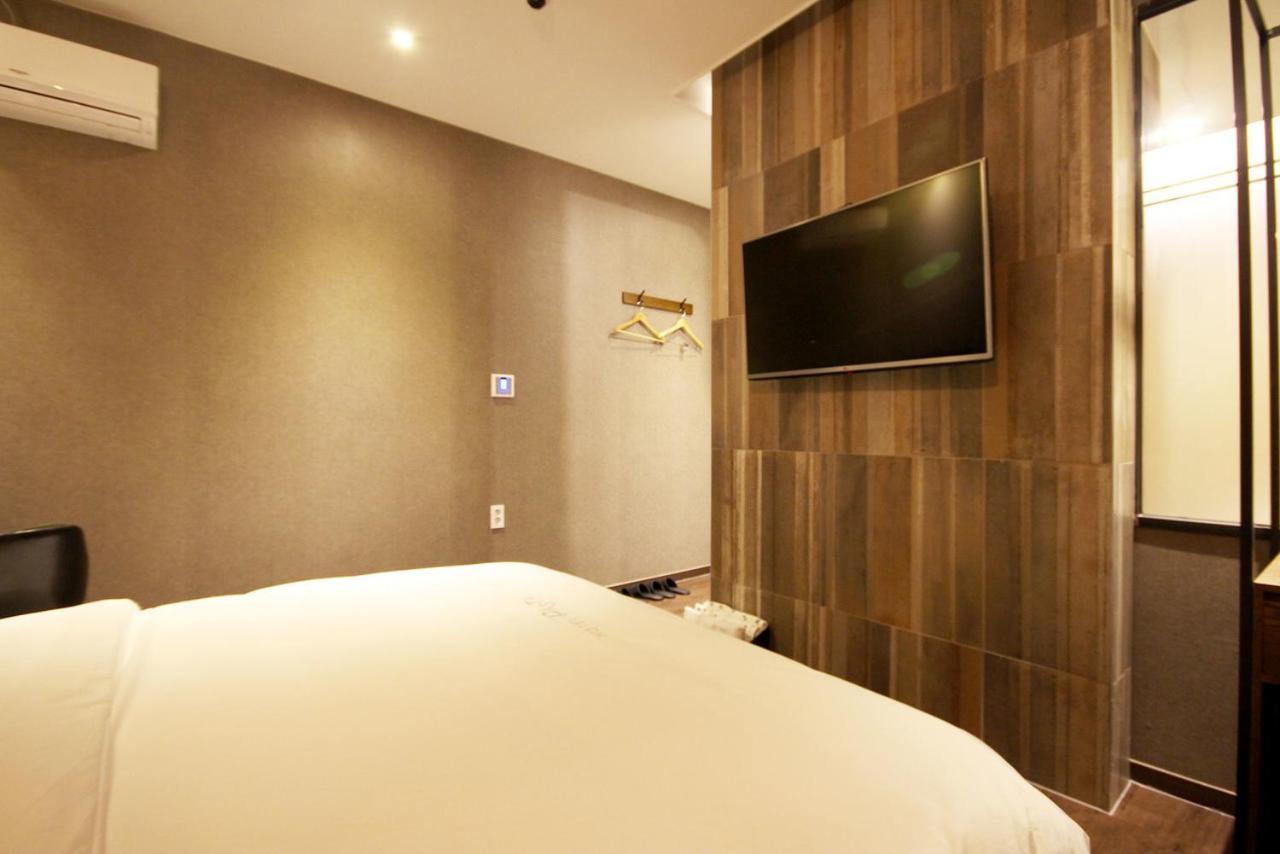 Hotel 38.5 Jinhae ČČchangwon Exteriér fotografie